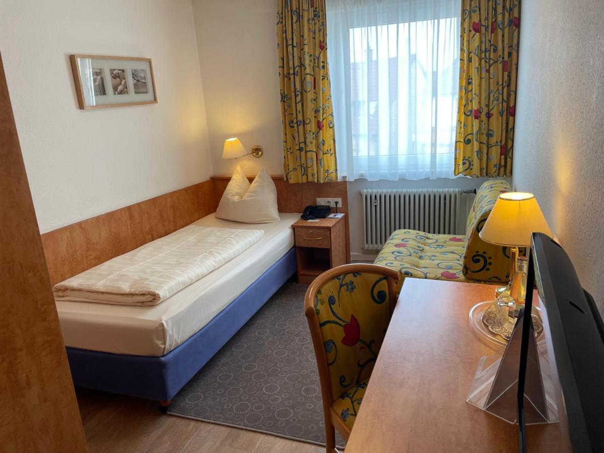 Hotel Ebnet Mutterstadt Εξωτερικό φωτογραφία