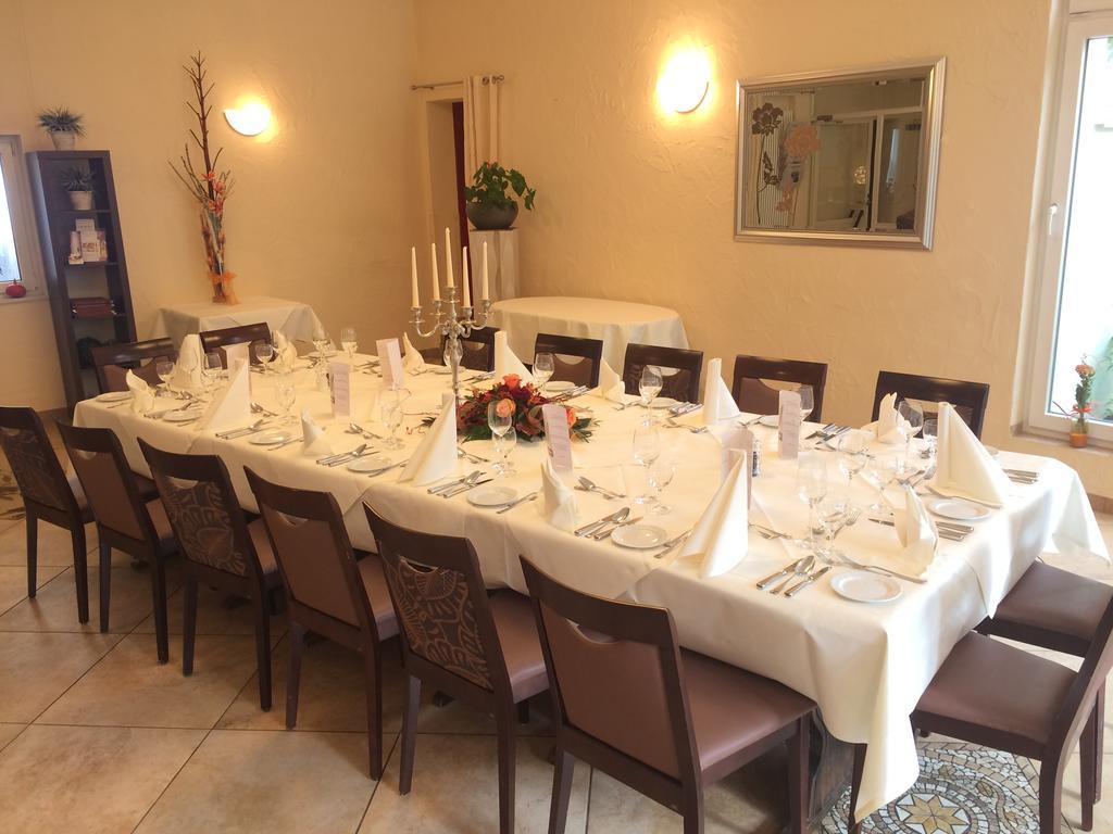 Hotel Ebnet Mutterstadt Εξωτερικό φωτογραφία