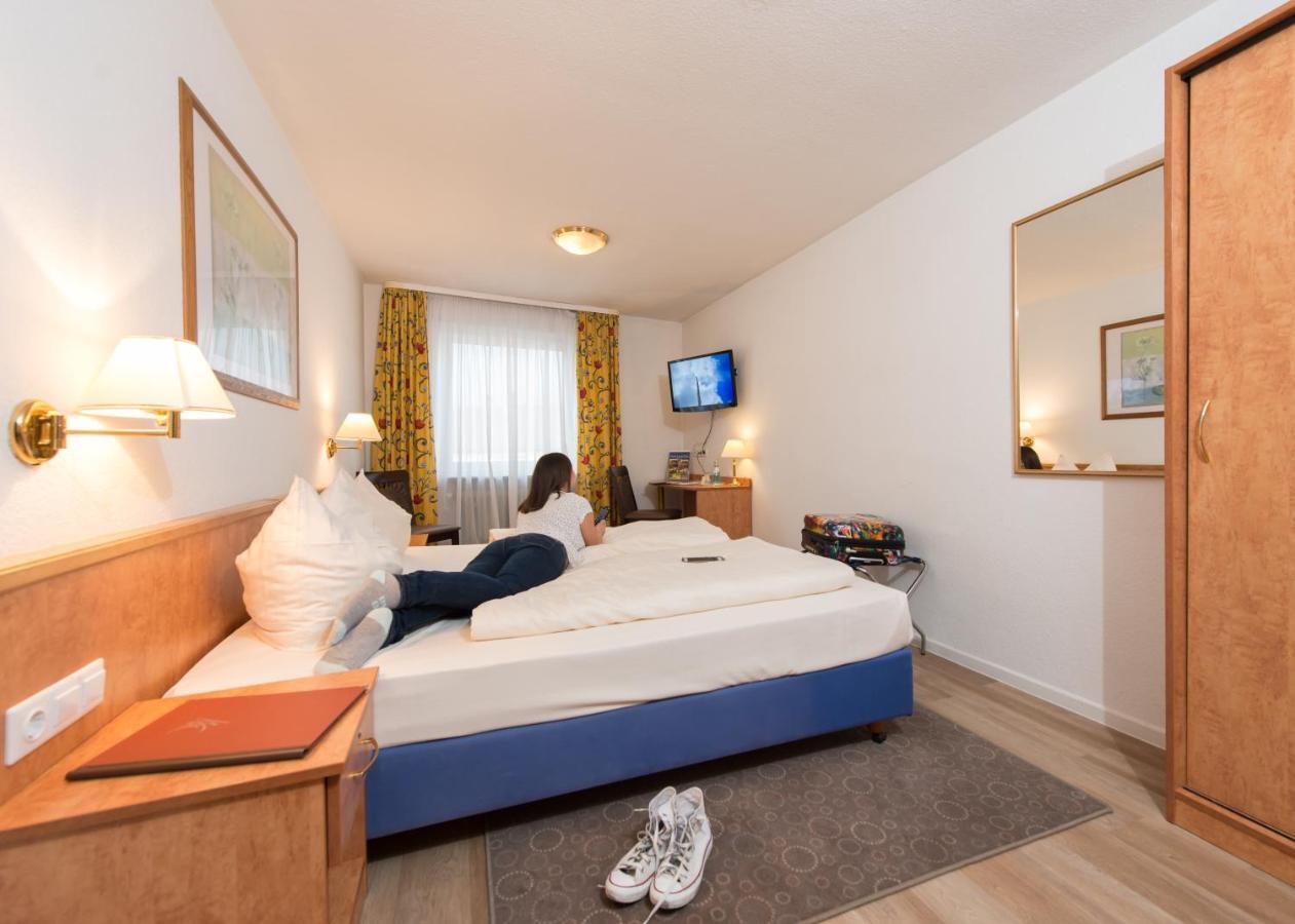 Hotel Ebnet Mutterstadt Εξωτερικό φωτογραφία