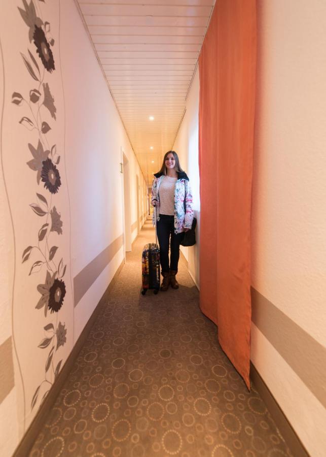 Hotel Ebnet Mutterstadt Εξωτερικό φωτογραφία