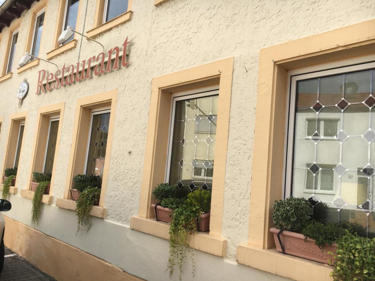 Hotel Ebnet Mutterstadt Εξωτερικό φωτογραφία